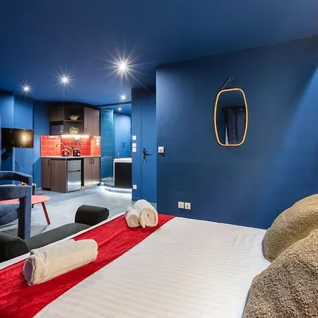 Arc De Triomphe Romantic Jacuzzi Saphir