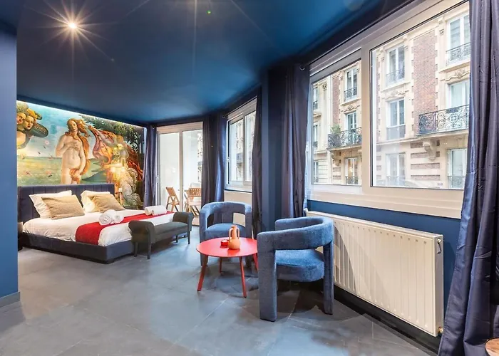 Arc De Triomphe Romantic Jacuzzi Saphir Апартаменты